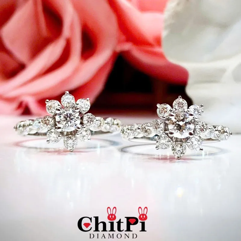 Nhẫn kim cương nữ kiểu dáng đài hoa